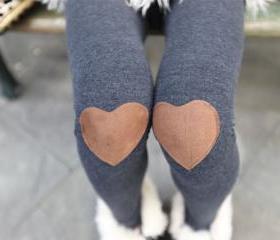 Red heart patched leggings, tights in grey